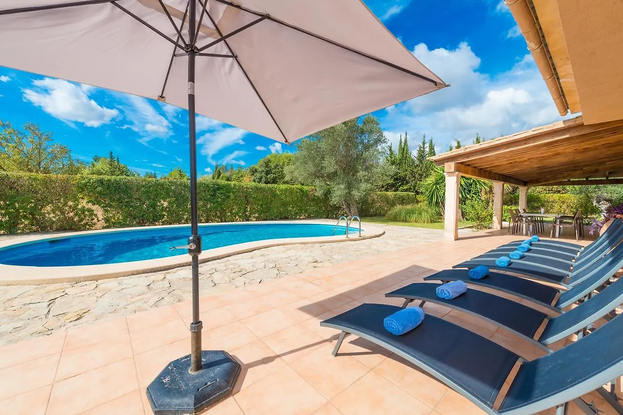 Can Escandeu Pollenca Villa